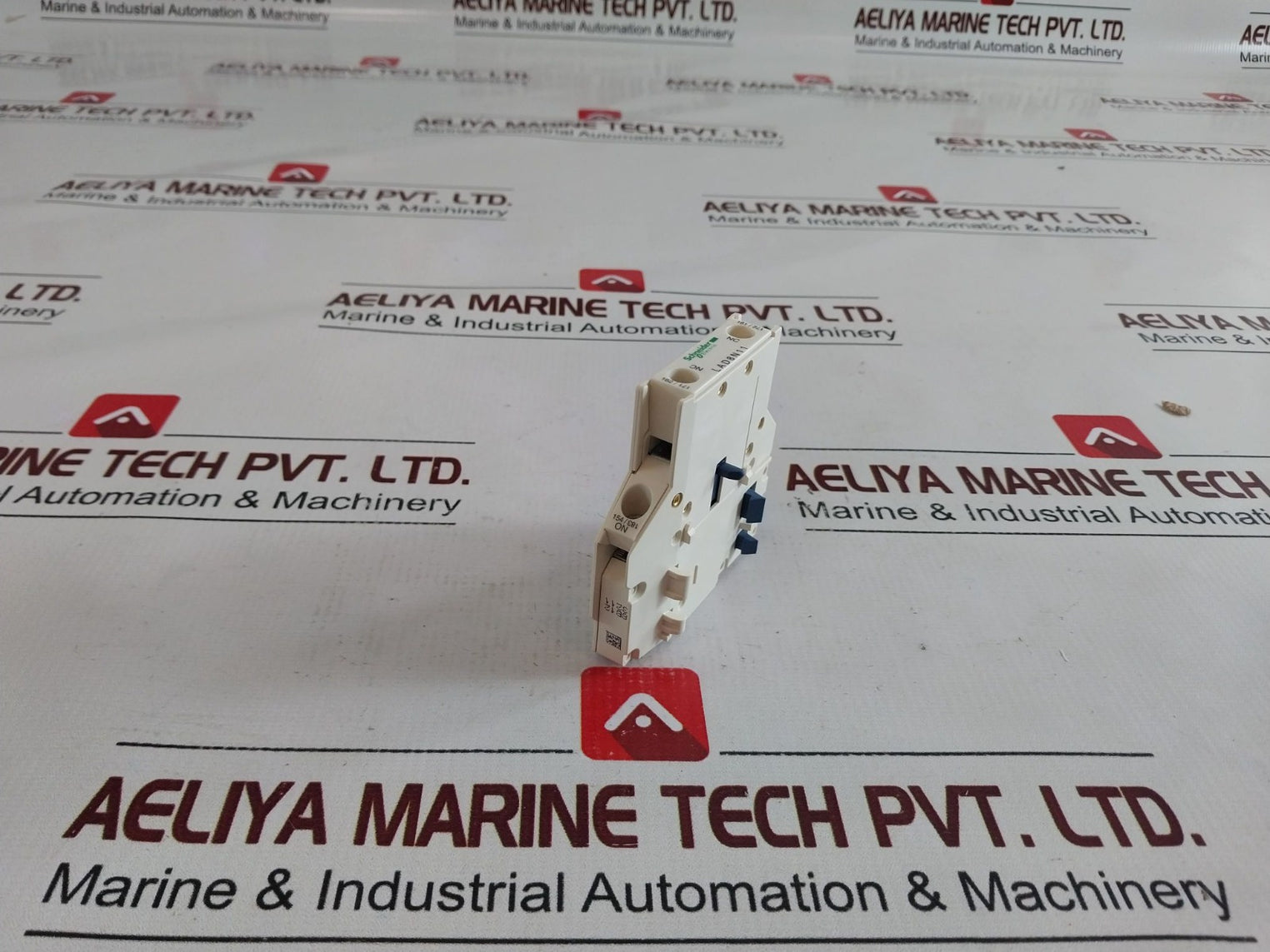 Schneider Electric Lad8N11 Lateral Contact Block