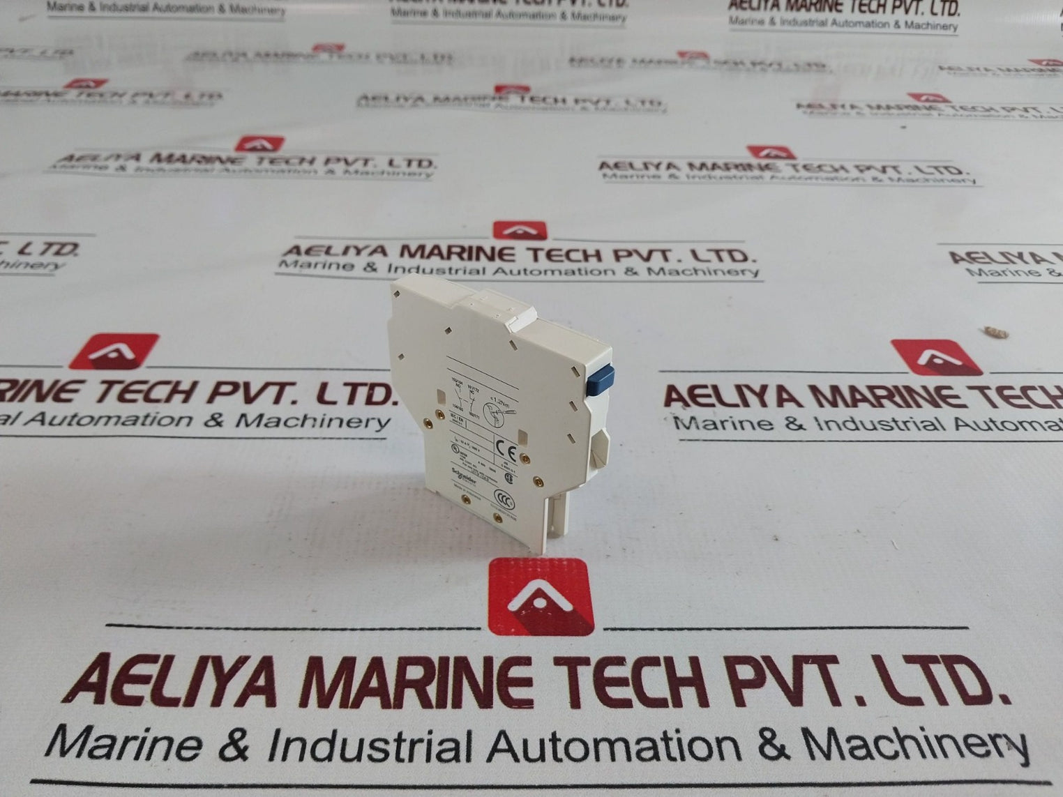 Schneider Electric Lad8N11 Lateral Contact Block