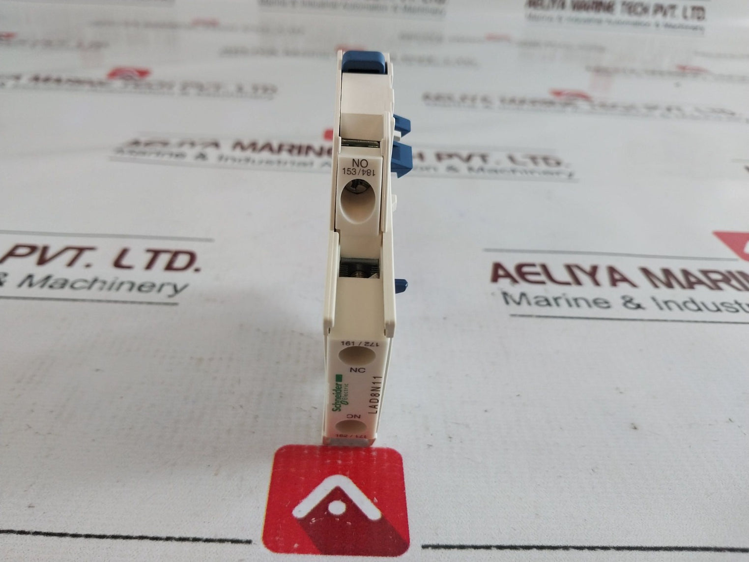 Schneider Electric Lad8N11 Lateral Contact Block