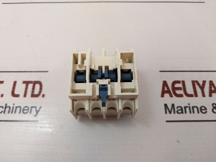 Schneider Electric Ladn22 Auxiliary Contact Block 690 V
