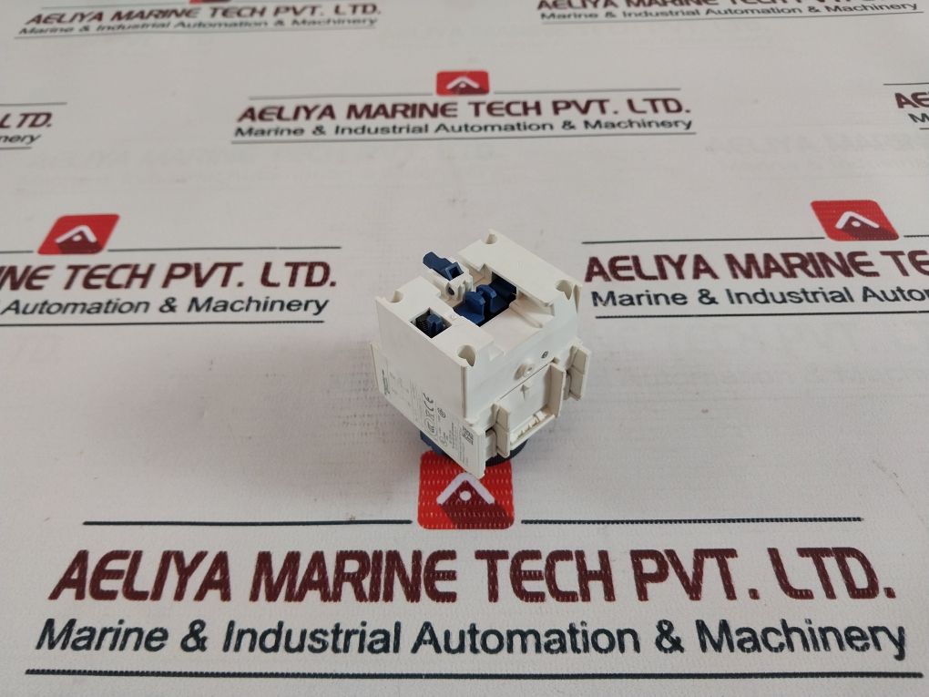 Schneider Electric Ladr2 Time Delay Auxiliary Contact Block 690V