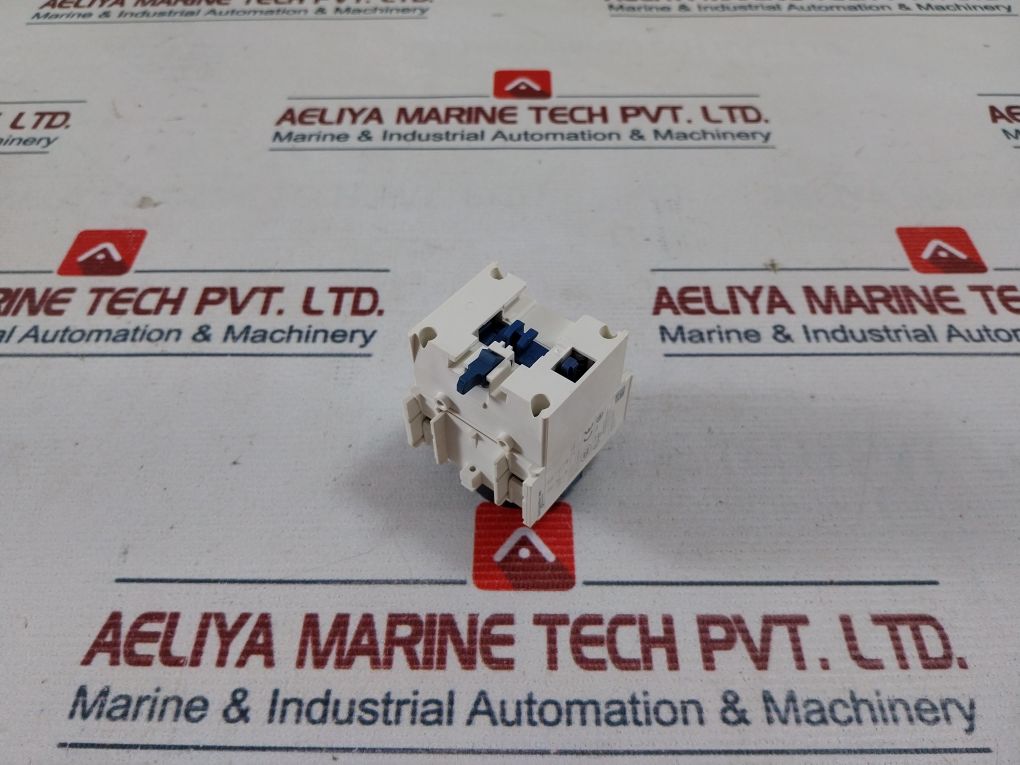 Schneider Electric Ladt2 Time Delay Block