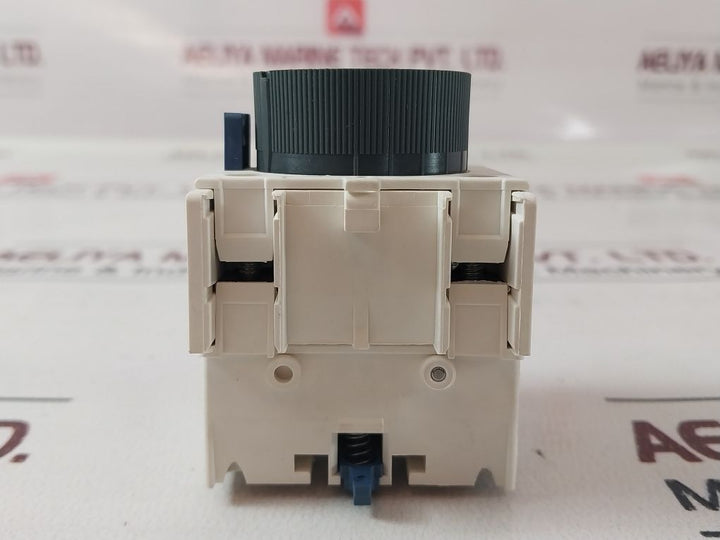 Schneider Electric Ladt2