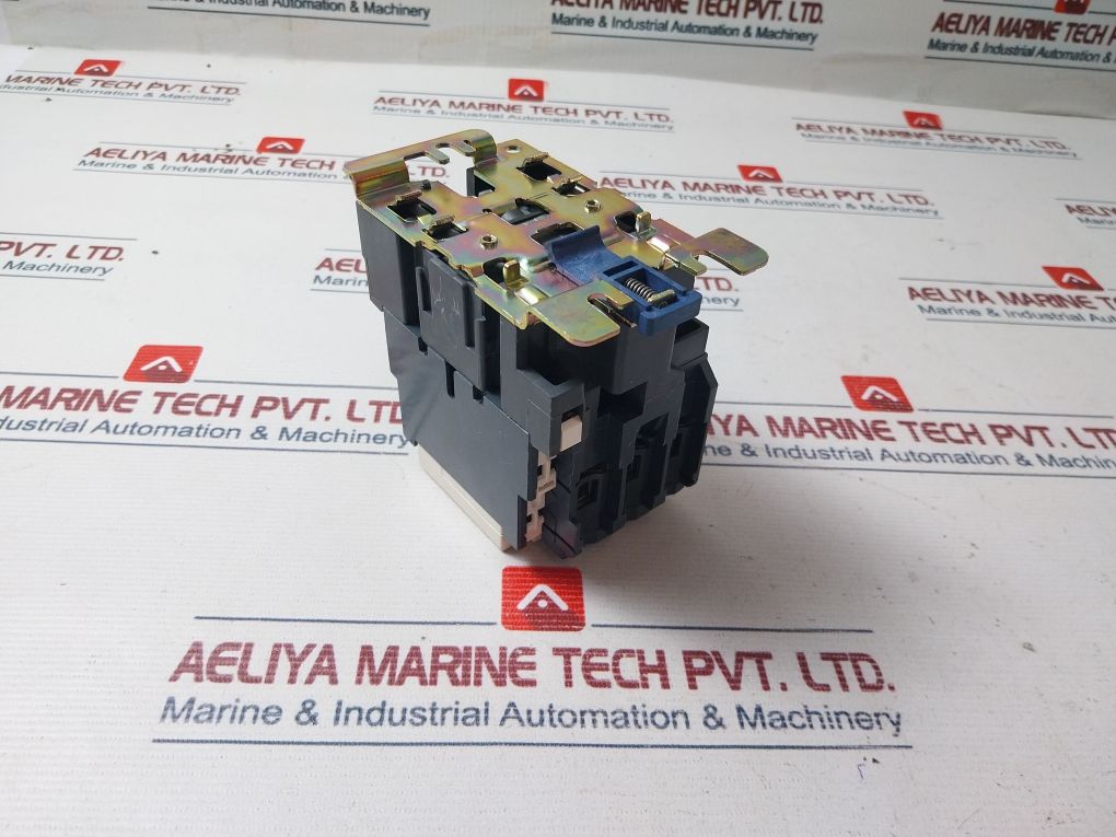 Schneider Electric Lc1 D65 Contactor