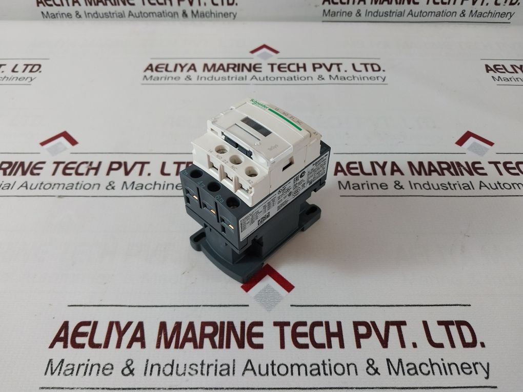 Schneider/ Telemecanique Lc1D09 B7 Contactor 