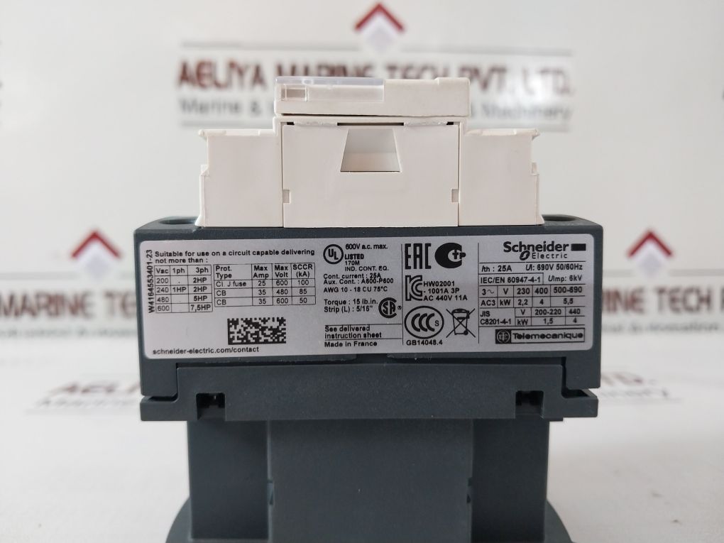 Schneider/ Telemecanique Lc1D09 B7 Contactor 