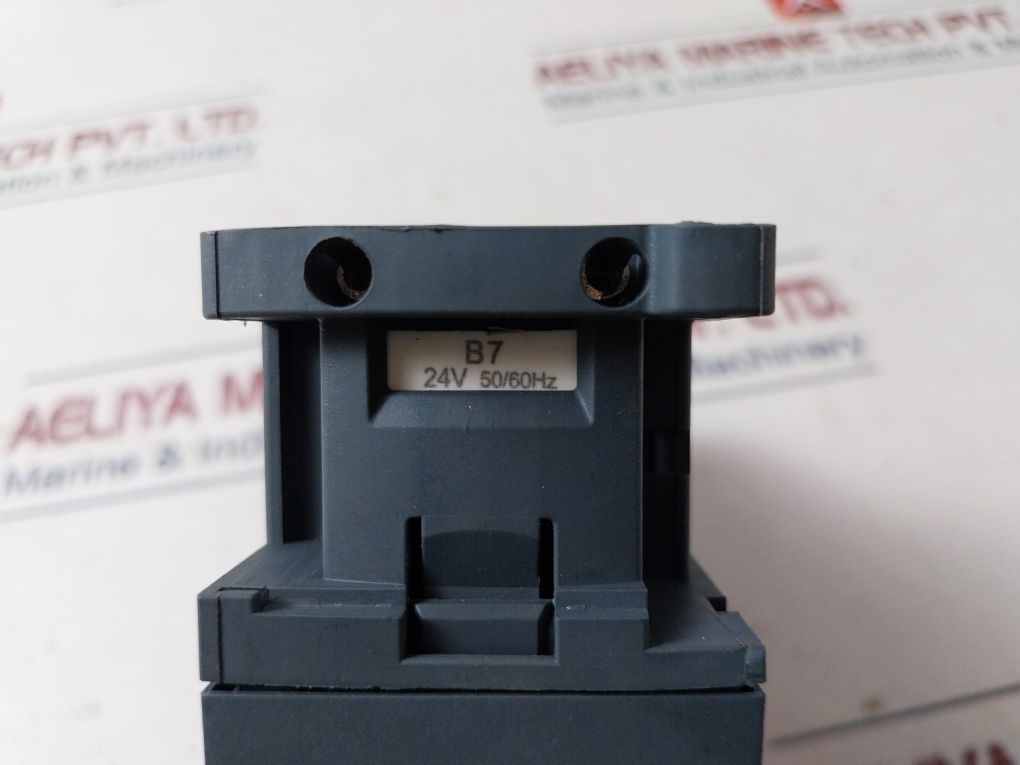 Schneider Electric Lc1D09 Contactor 24V 50/60Hz