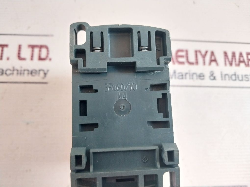 Schneider Electric Lc1D09 Contactor Jis C8201-4-1 6Kv
