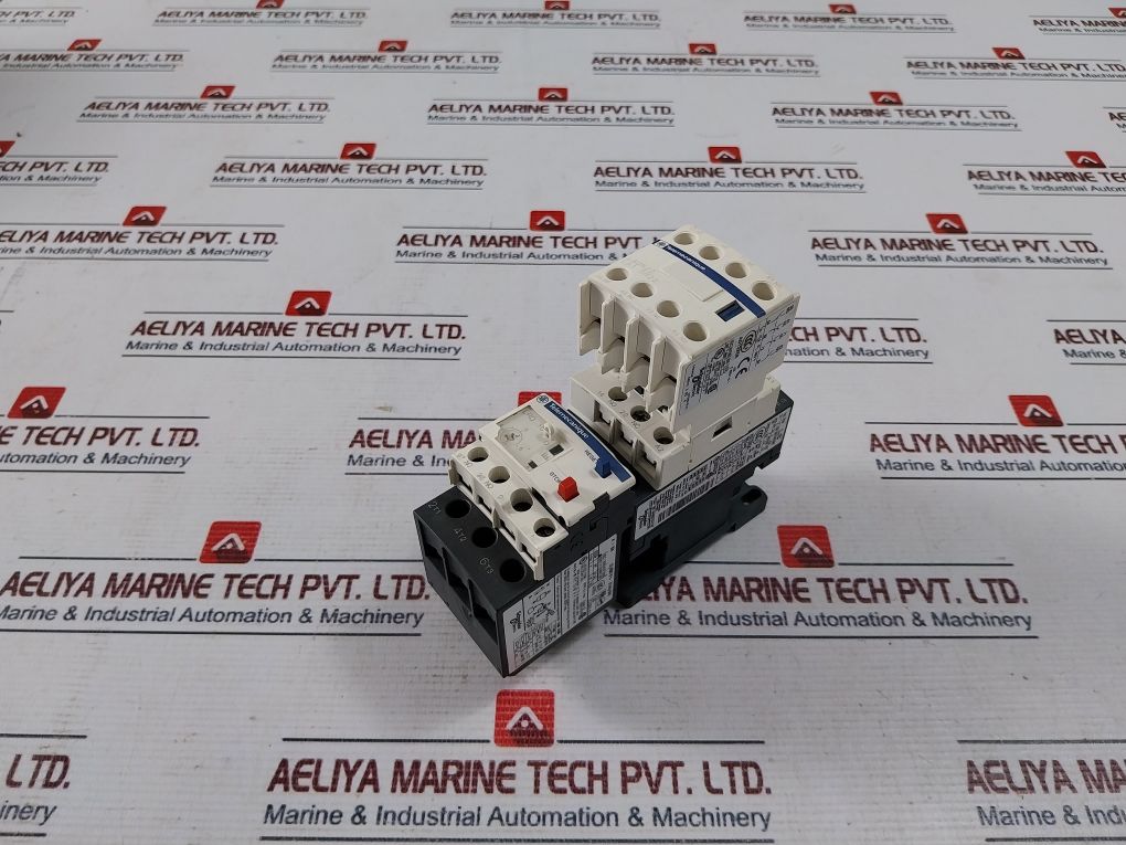 Schneider Electric Lc1D09 Contactor W/Ladn22 Contact Block, Lrd10 Overload Relay