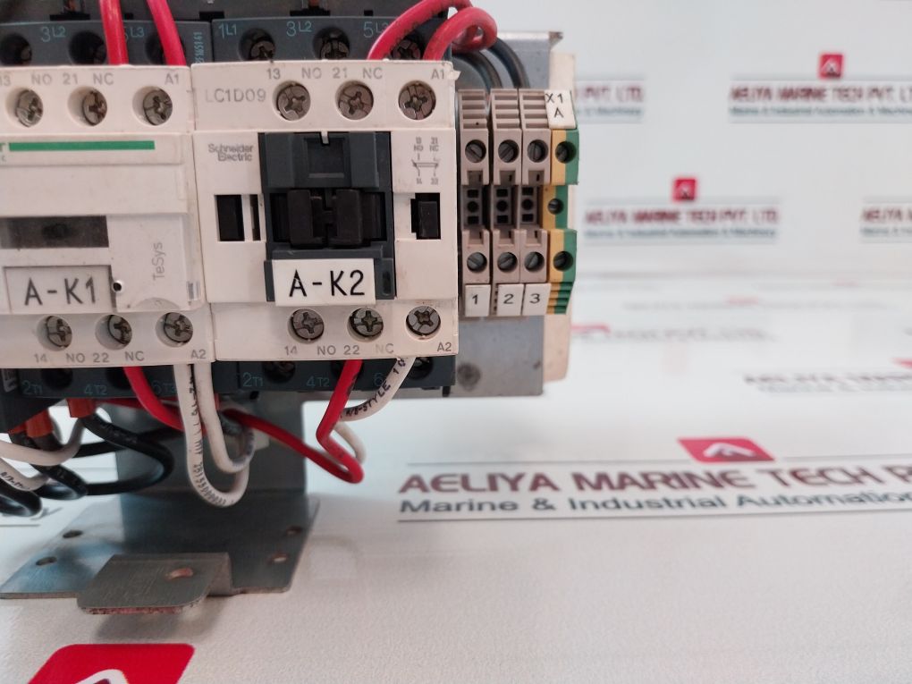 Schneider Electric Lc1D09, Lc1D128, Lc2D09E7 Contactor 600Vac