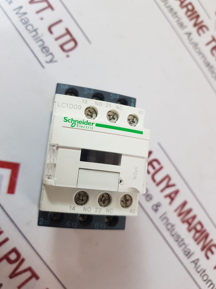 Schneider electric lc1d09p7 contactor with box