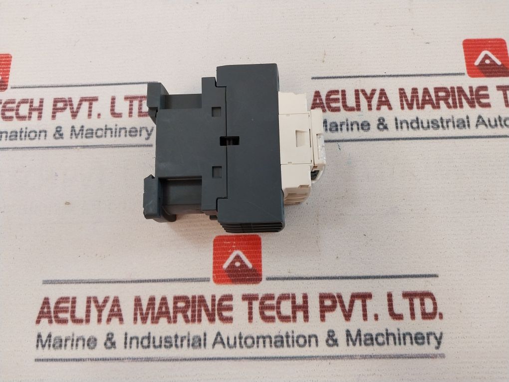 Schneider Electric Lc1D128 Contactor 110V 50/60Hz