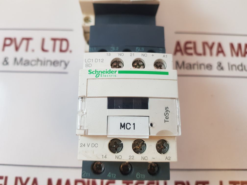 Schneider Electric Lc1D12 Bd Contactor With Gv2Me32 Motor Circuit Breaker