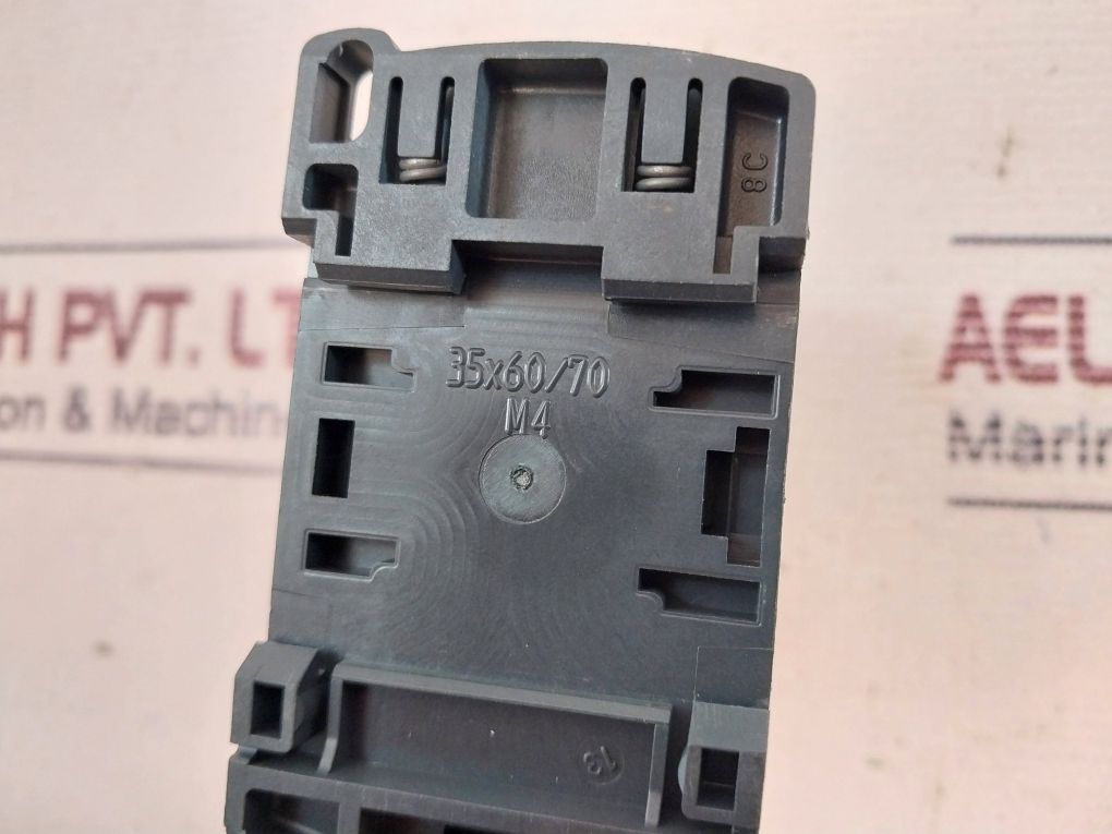 Schneider Electric Lc1D12 Contactor