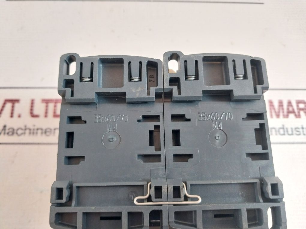 Schneider Electric Lc1D12 Contactor 25A 600V A.C.