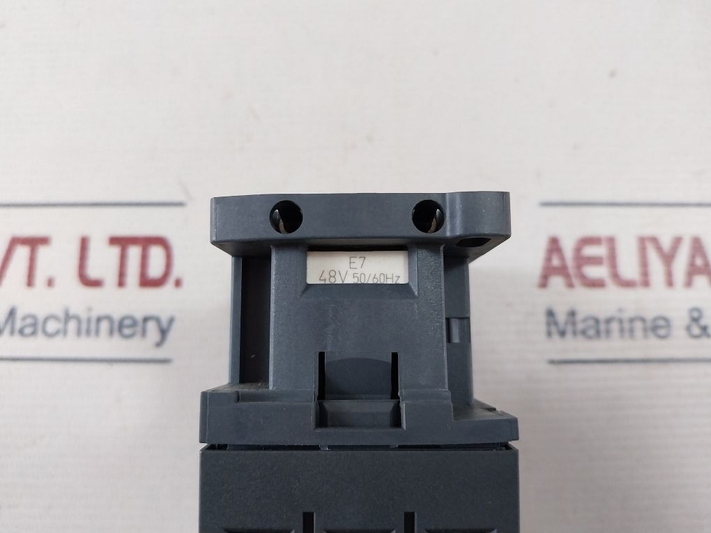 Schneider Electric Lc1D12E7 Contactor Tesys-034919 600 Vac