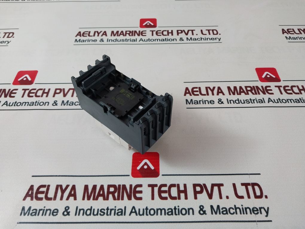 Schneider Electric Lc1D258