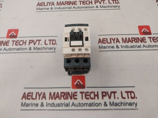 Schneider Electric Lc1D25 Contactor 690V 5060 Hz
