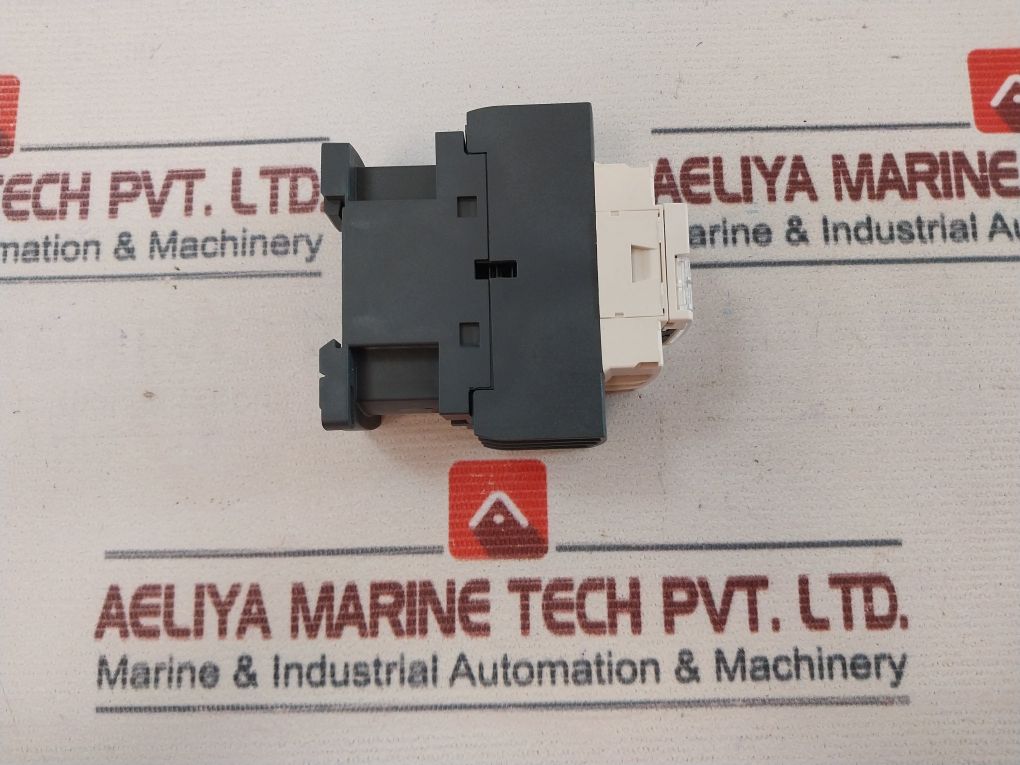 Schneider Electric Lc1D25 Contactor 690V 50/60Hz