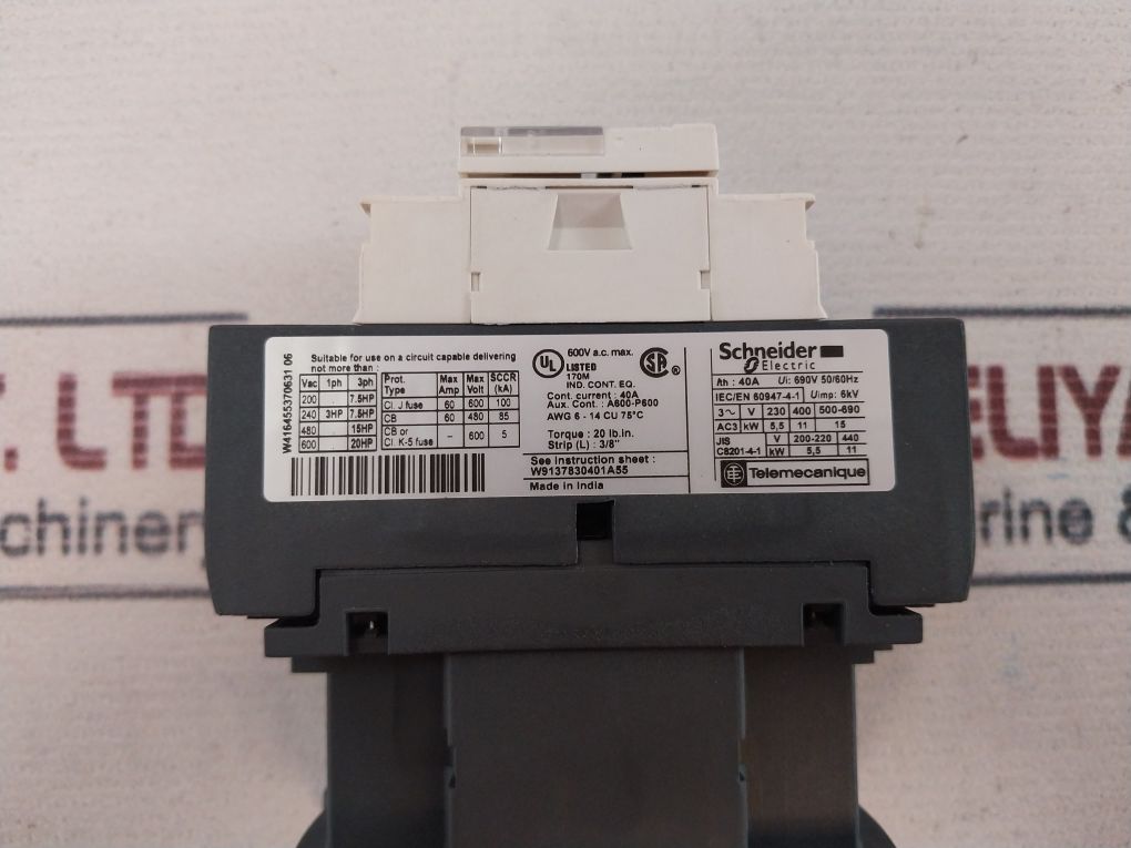 Schneider Electric Lc1D25 Contactor 690V 50/60Hz