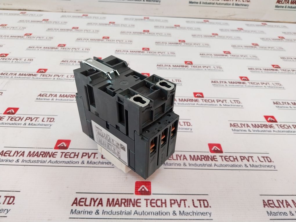 Schneider Electric Lc1D40Ap7 3 Pole Contactor Gb/T14048.4