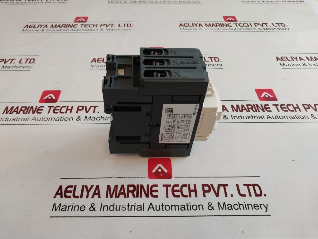 Schneider Electric Lc1D65A Contactor