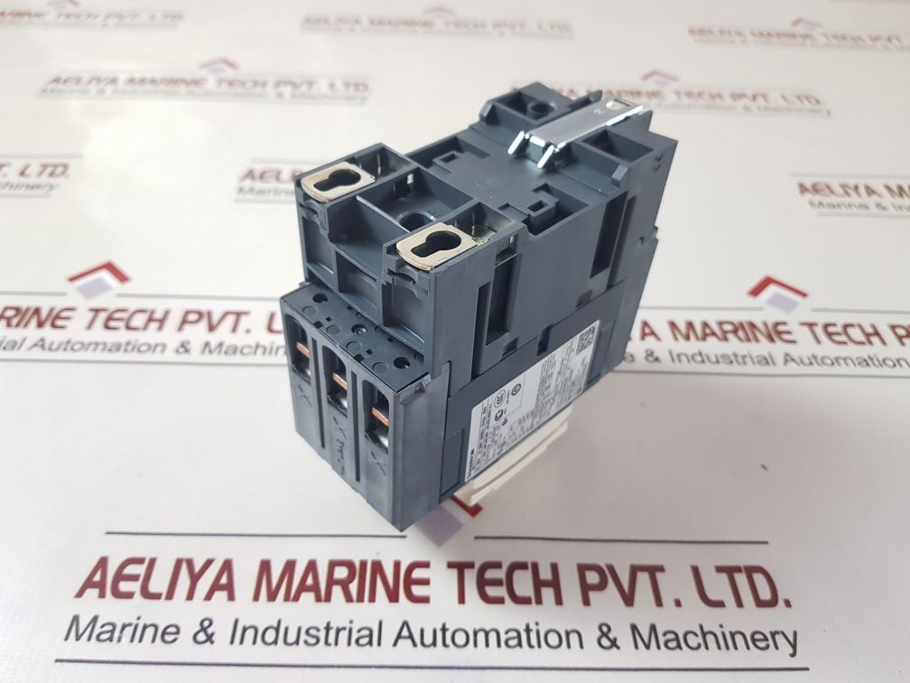 Schneider Electric Lc1D65Ar7 3-pole Contactor
