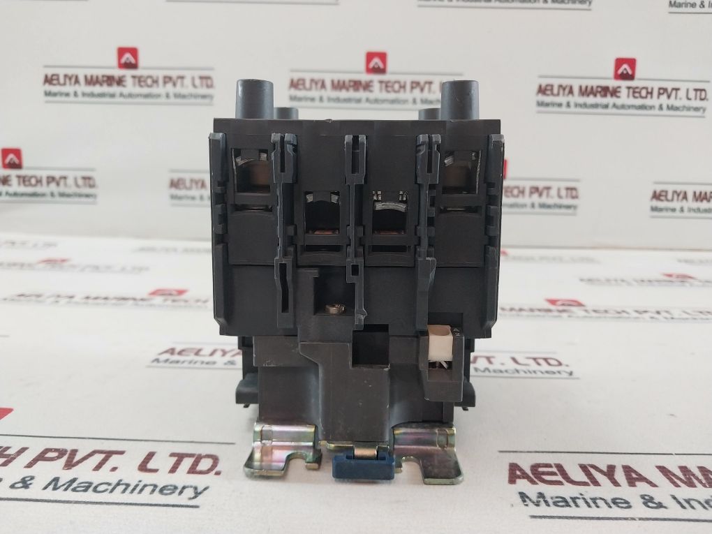 Schneider Electric Lc1D80008 Contactor