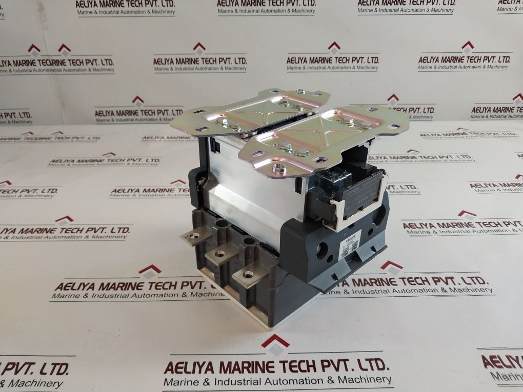 Schneider Electric/Telemecanique Lc1F400 Contactor