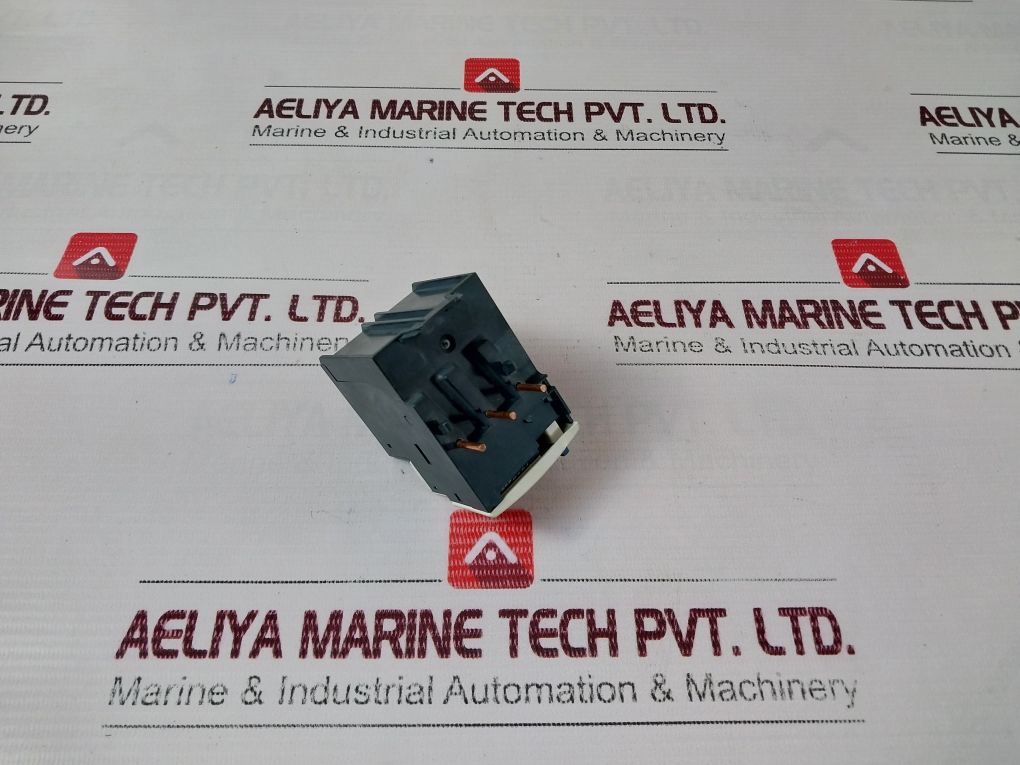 Schneider Electric Lrd 12 Thermal Overload Relay 690V- 50/60 Hz