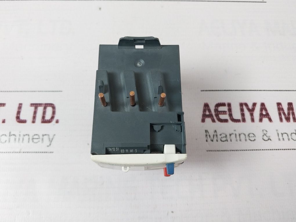 Schneider Electric Lrd 12 Thermal Overload Relay 690V- 50/60 Hz