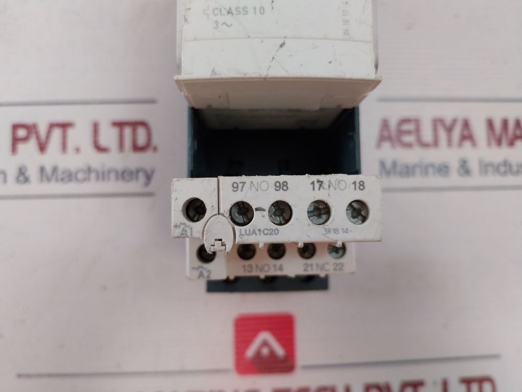 Schneider Electric Luca12Bl Motor Starter With Lua1C20 Auxiliary Contact Block