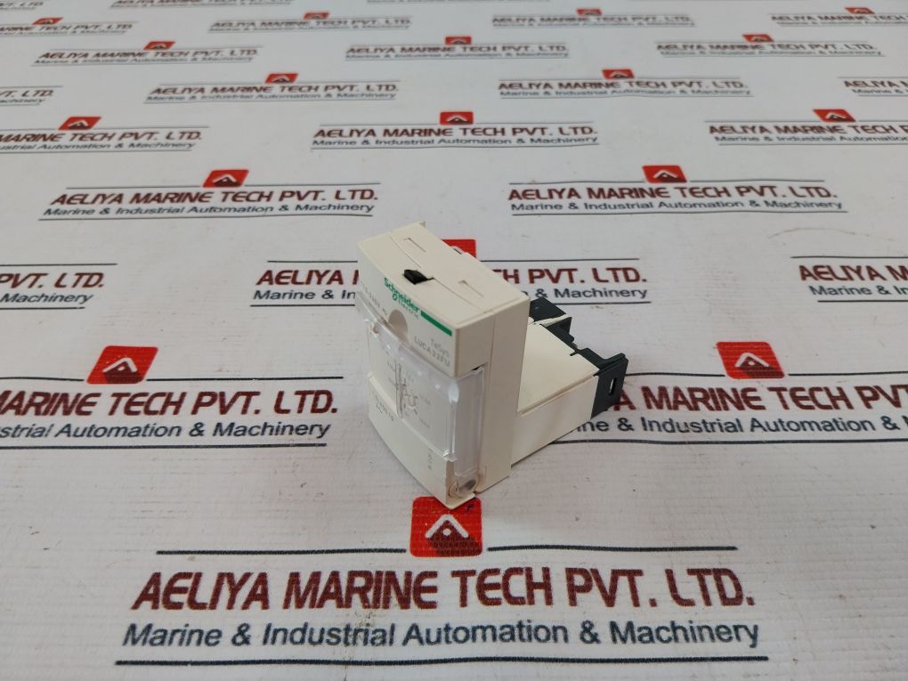 Schneider Electric Luca32Fu Starter Overload Controller Unit 416A 600V