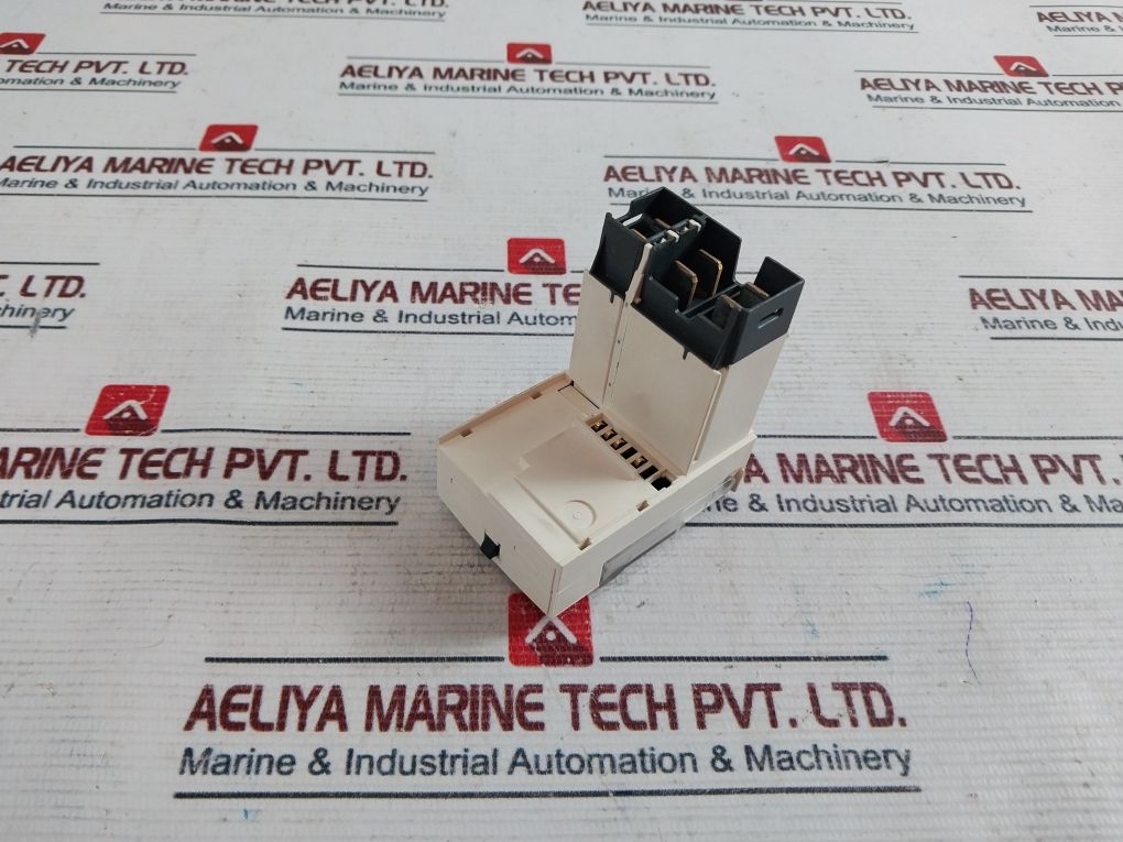 Schneider Electric Luca 32Fu Starter Overload Controller Unit 416A
