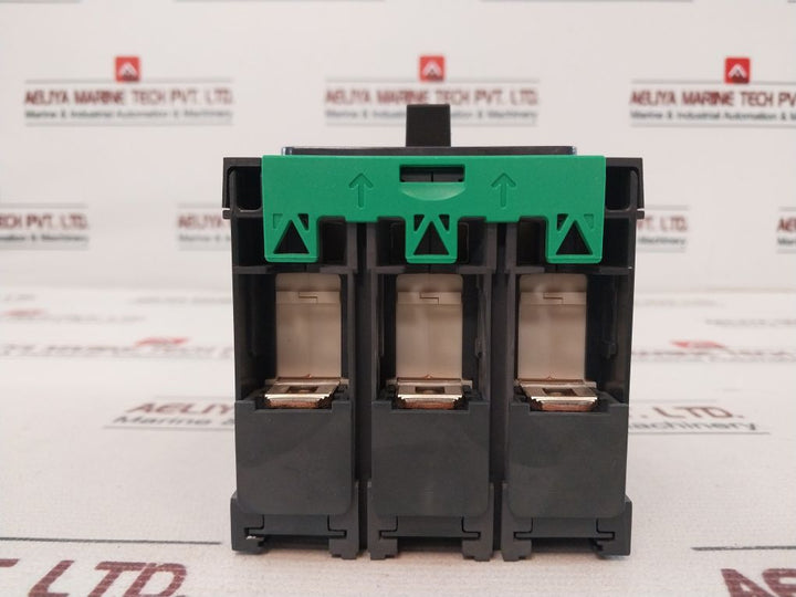 Schneider Electric Lv426355 Circuit Breaker 50/60Hz