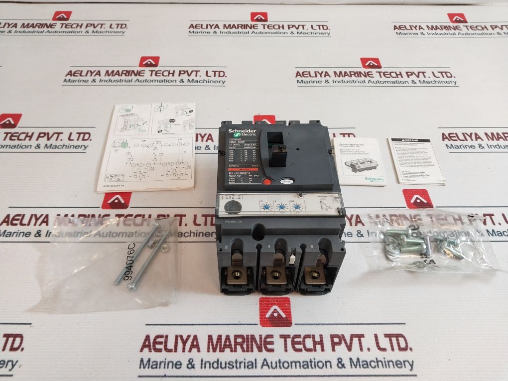 Schneider Electric Lv429772 Circuit Breaker
