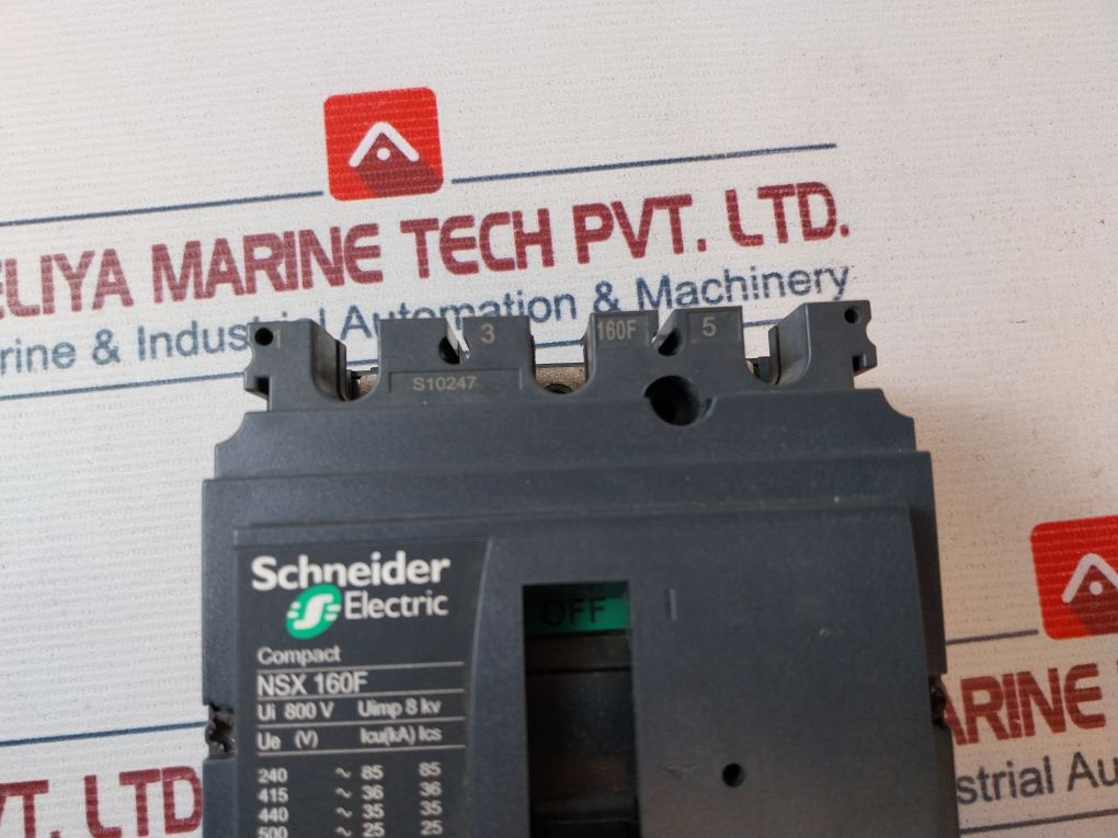 Schneider Electric Lv430403E Circuit Breaker/Switch-disconnector 800 V