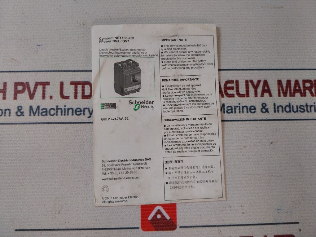 Schneider Electric Lv430403E Circuit Breaker/Switch-disconnector 800 V