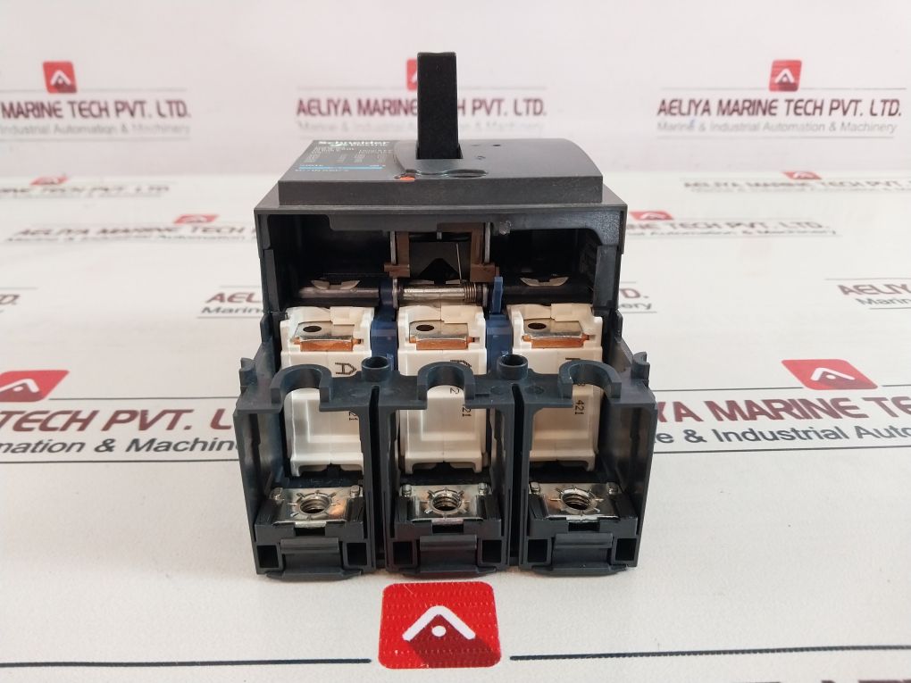 Schneider Electric Lv431405 Compact Nsx Circuit Breaker 800V 50/60Hz
