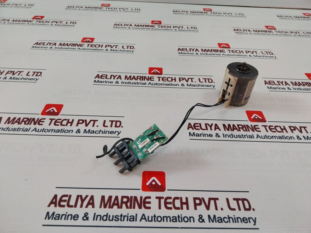 Schneider Electric Merlin Gerin 685 654 Mx-a Shunt Trip Circuit Breaker