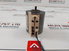 Schneider Electric Merlin Gerin 685 654 Mx-a Shunt Trip Circuit Breaker