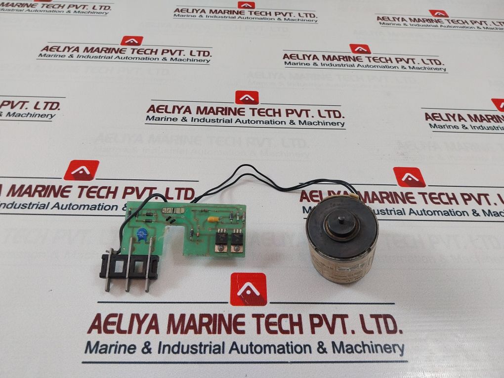 Schneider Electric Merlin Gerin 685 679 Mn-u Undervoltage Release 110127 Vac
