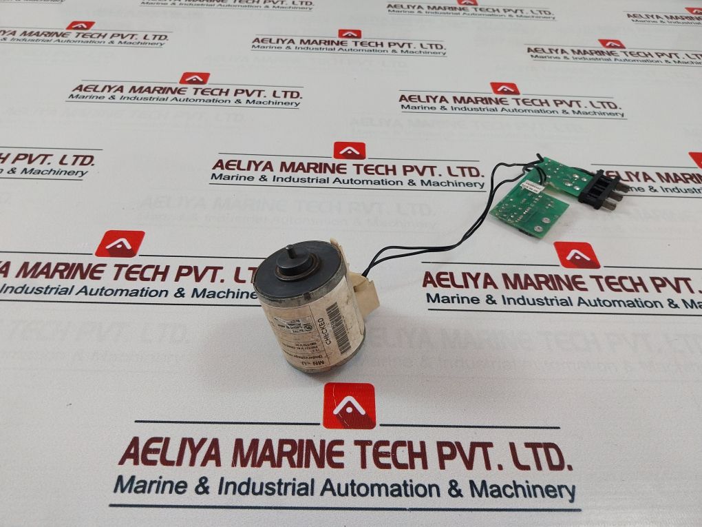 Schneider Electric Merlin Gerin 685 679 Mn-u Undervoltage Release 110/127 Vac