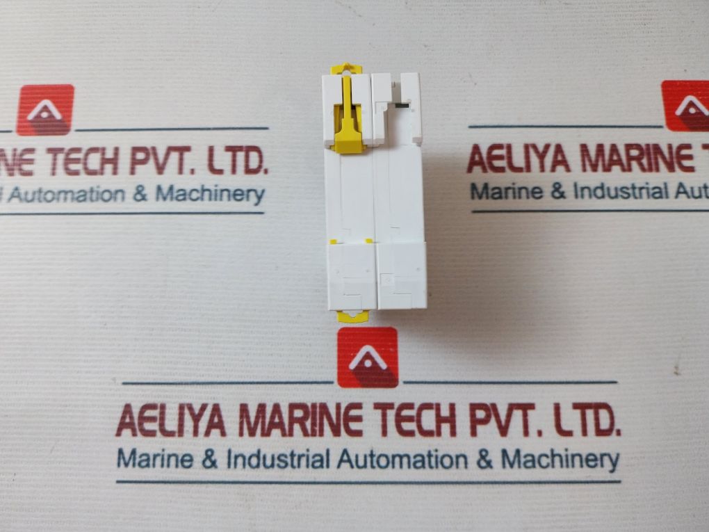 Schneider Electric Ic60N C 25A Circuit Breaker