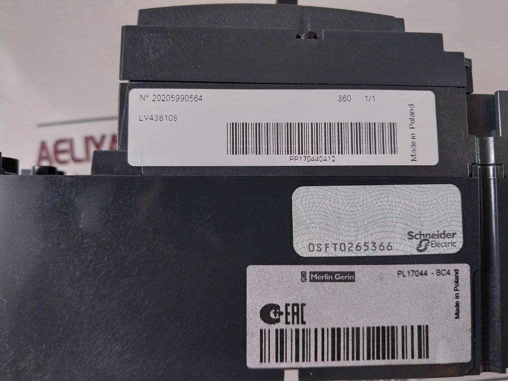 Schneider Electric Lv438108