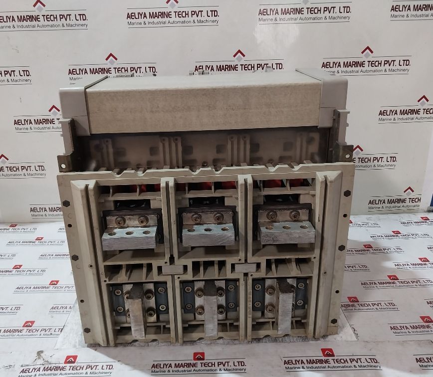 Schneider Electric Merlin Gerin Masterpact Nw20 H1 Circuit Breaker 2000A