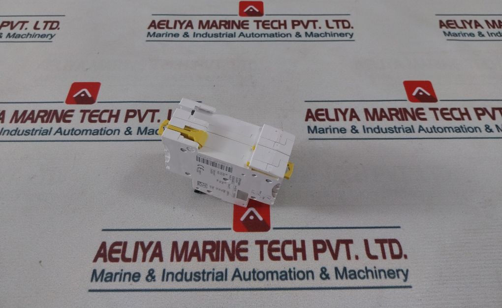 Schneider Electric Ic60N C 25A Circuit Breaker 400V 50/60Hz