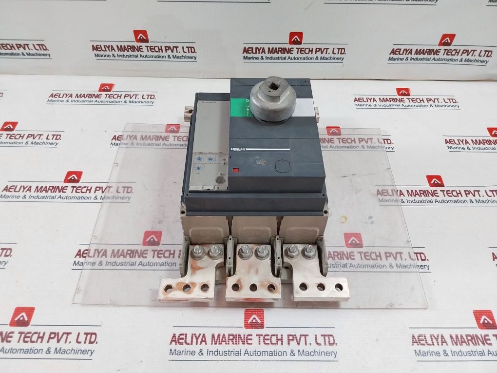 Schneider Electric Micrologic 2.0 Circuit Breaker
