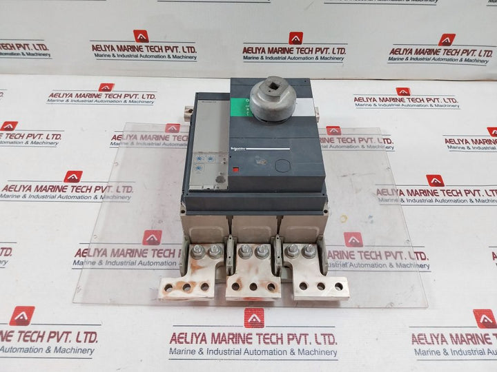 Schneider Electric Micrologic 2.0 Circuit Breaker
