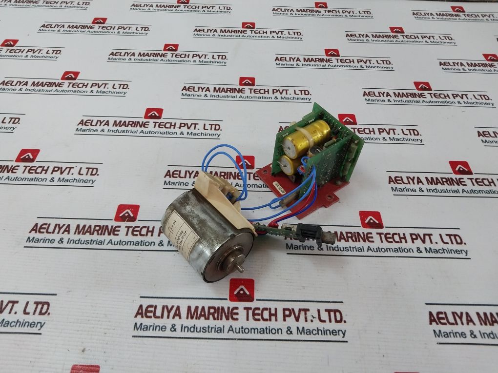 Schneider Electric Mnr-uv 685692 Time Delayed Undervoltage Release